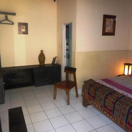 La Casa Homestay Senggigi Værelse billede