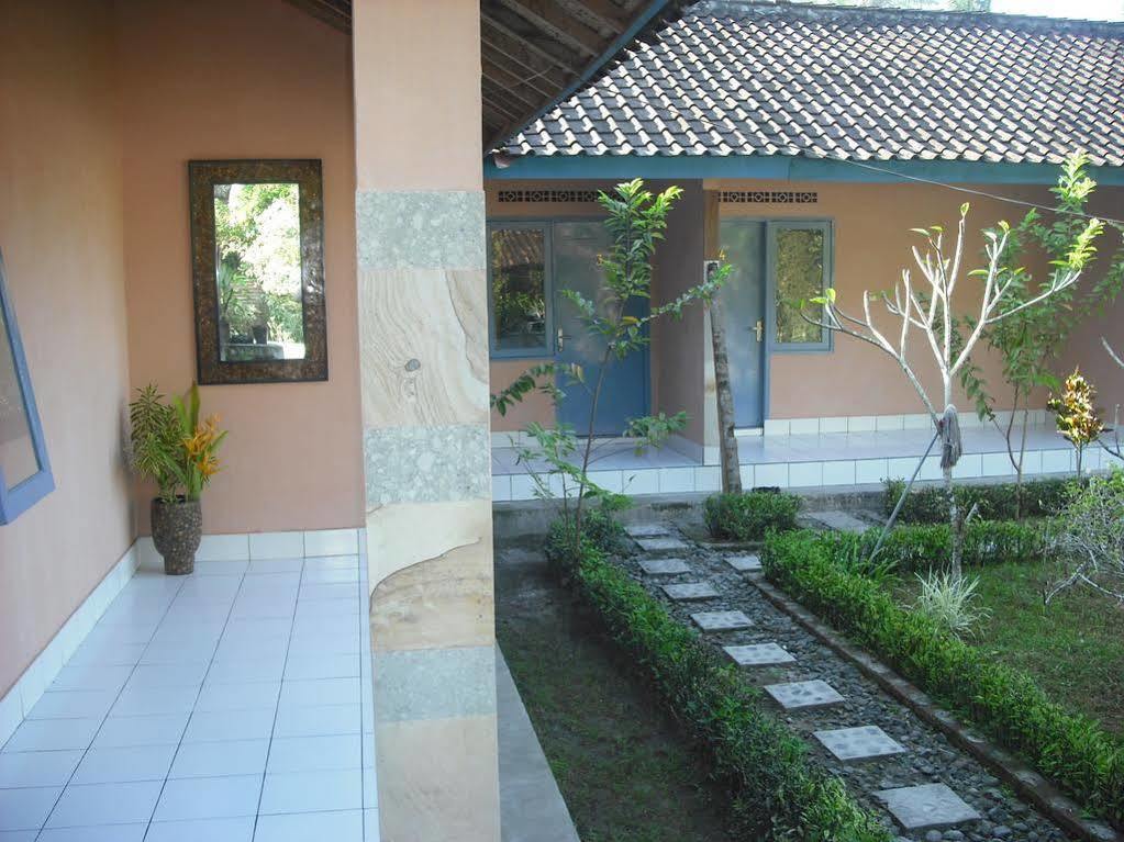 La Casa Homestay Senggigi Eksteriør billede