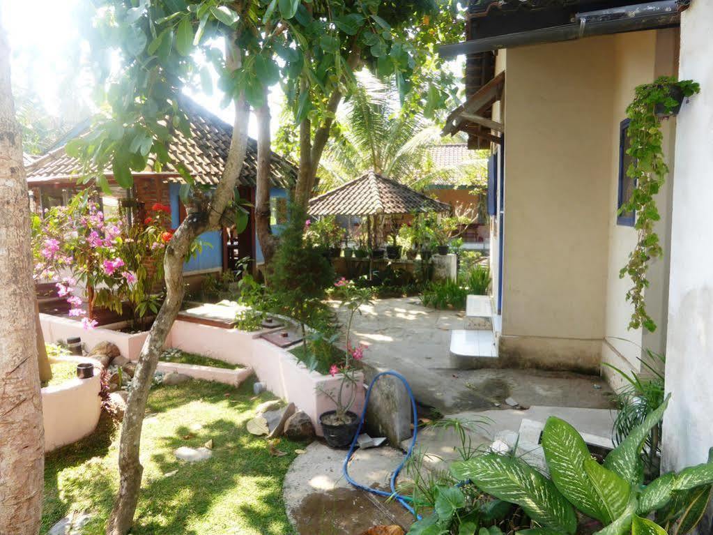 La Casa Homestay Senggigi Eksteriør billede