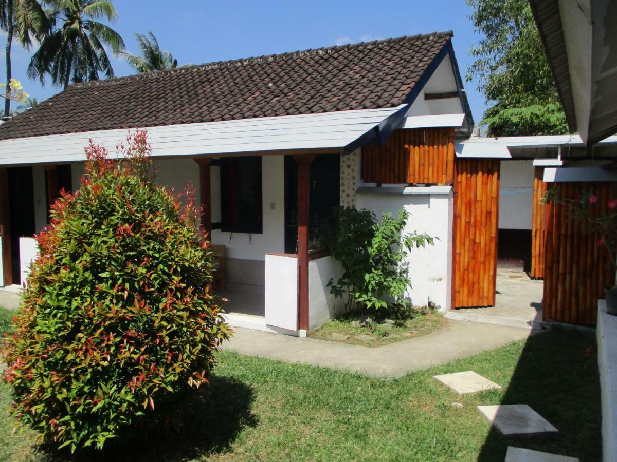 La Casa Homestay Senggigi Eksteriør billede