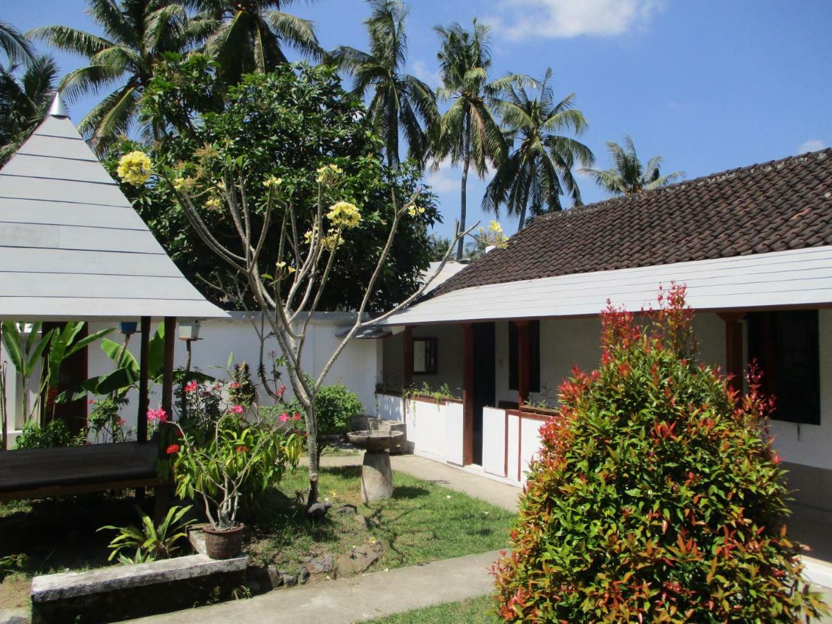 La Casa Homestay Senggigi Eksteriør billede