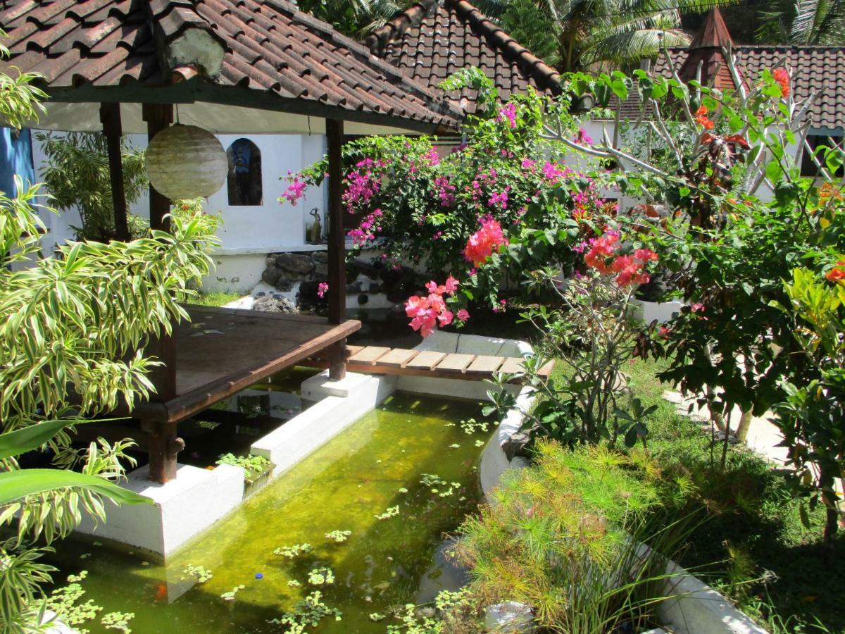 La Casa Homestay Senggigi Eksteriør billede