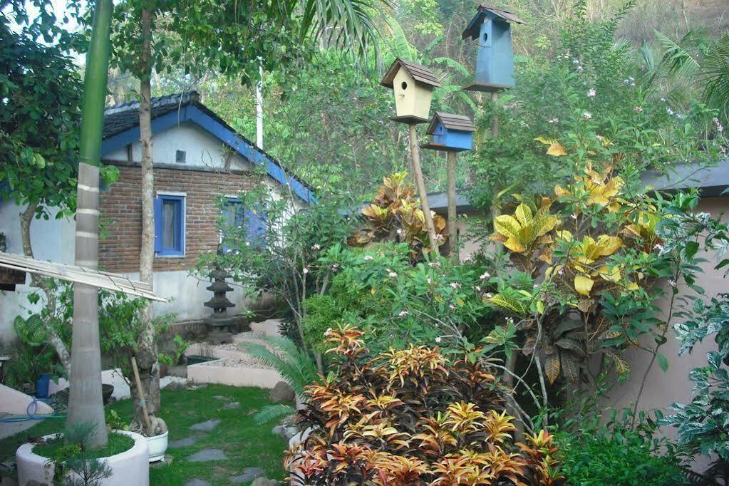 La Casa Homestay Senggigi Eksteriør billede